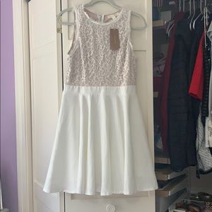 Cream and White Lace Dress Size L